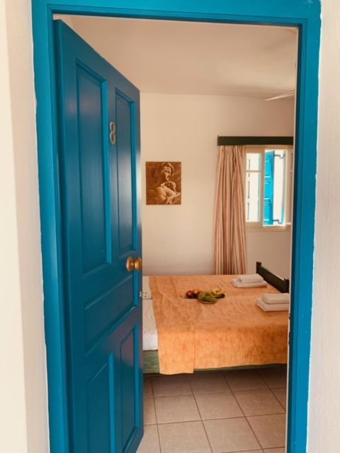 Manousos Rooms Adamantas  Exterior foto