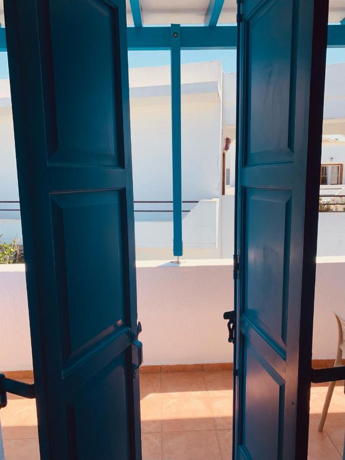 Manousos Rooms Adamantas  Exterior foto